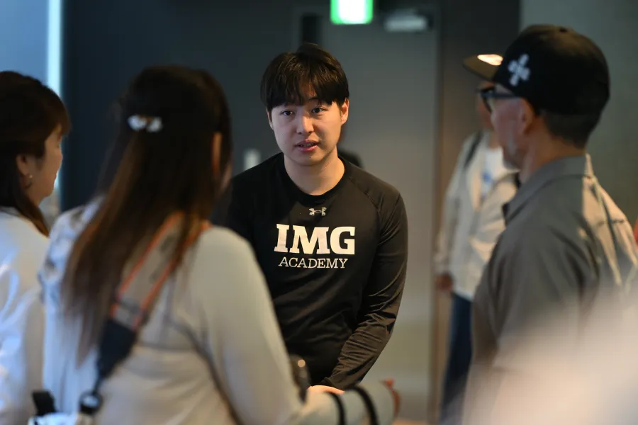 Youth athletes training at IMG Academy summer camp